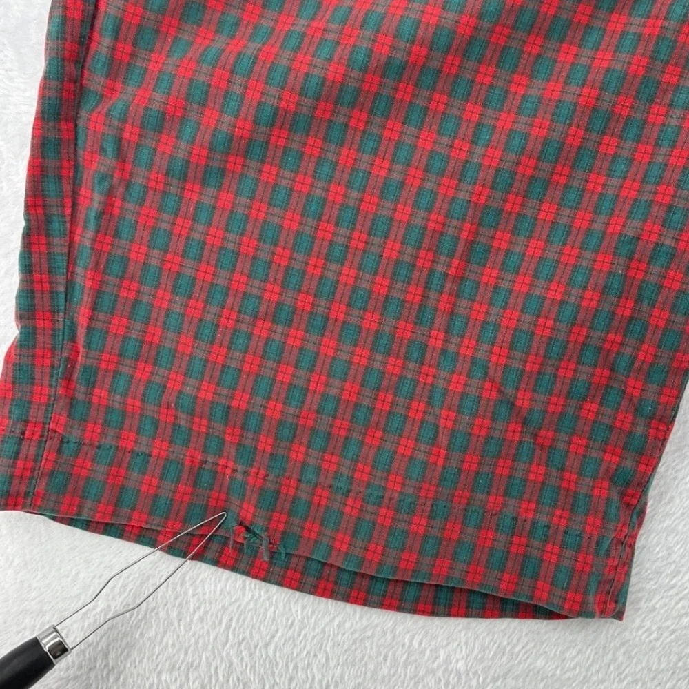 Vintage Red Green Plaid Cinch Back Shorts Men SZ 37 Flat Front Preppy Streetwear